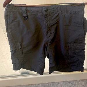Columbia hiking shorts